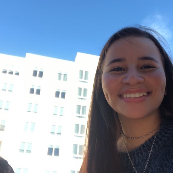 Meet your Posher, Malak - Picture 1 of 1